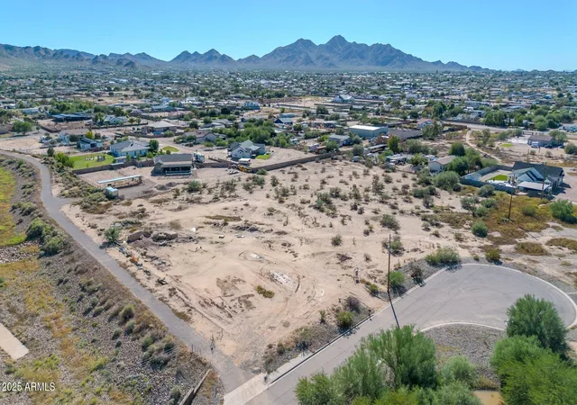 Photo 3 of Manufactured home for sale at 20127 E Marsh Rd, Queen Creek, AZ 85142 | MLS# 6935698 | Listing updated on 2026-08-11