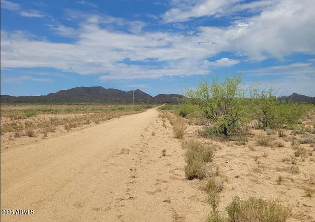 9th image of Xxxx W Trezler Rd, Congress, AZ 85332 | MLS# 6928595