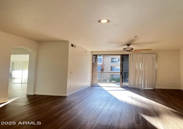 Homes for sale in Phoenix, AZ | 1701 E Colter St #253, Phoenix, AZ 85016 | MLS# 6928011