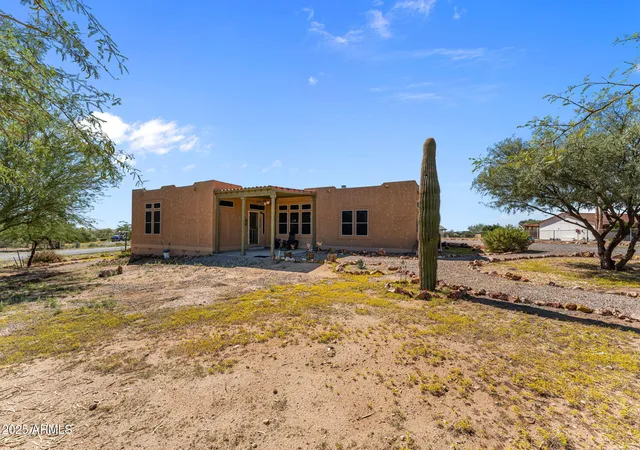 1st image of 23315 W Staghorn Ln, Congress, AZ 85332 | MLS# 6928246