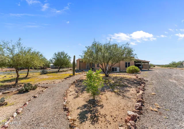 2nd image of 23315 W Staghorn Ln, Congress, AZ 85332 | MLS# 6928246
