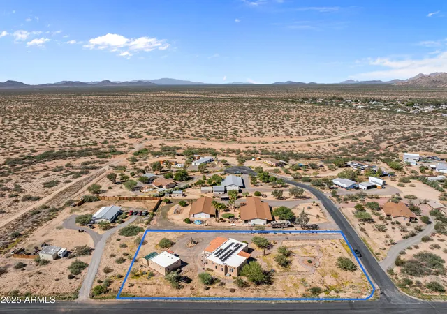 3rd image of 23315 W Staghorn Ln, Congress, AZ 85332 | MLS# 6928246