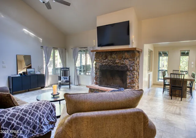 Photo 3 of Single family home for sale at 3680 Woodpecker Ln, Pinetop, AZ 85935 | MLS# 6930181 | Listing updated on 2026-10-05