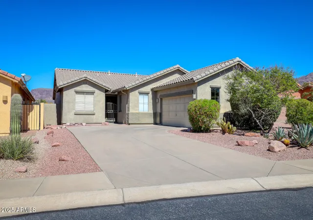 Photo 2 of Single family home for sale at 7672 E Globemallow Ln, Gold Canyon, AZ 85118 | MLS# 6930548 | Listing updated on 2026-07-30