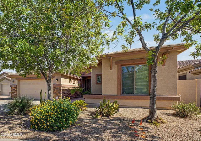 Photo 3 of Sale Pending at 175 W Montego Dr, Casa Grande, AZ 85122 | MLS# 7060893 | Listing updated on 2026-08-14