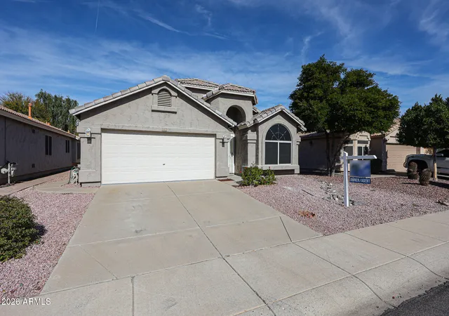 1st image of 922 E Blackhawk Dr, Phoenix, AZ 85024 | MLS# 6931567