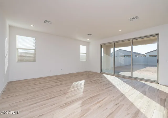 Photo 3 of Single family home for sale at 351 E Lindo Ln, San Tan Valley, AZ 85140 | MLS# 6931976 | Listing updated on 2026-09-18