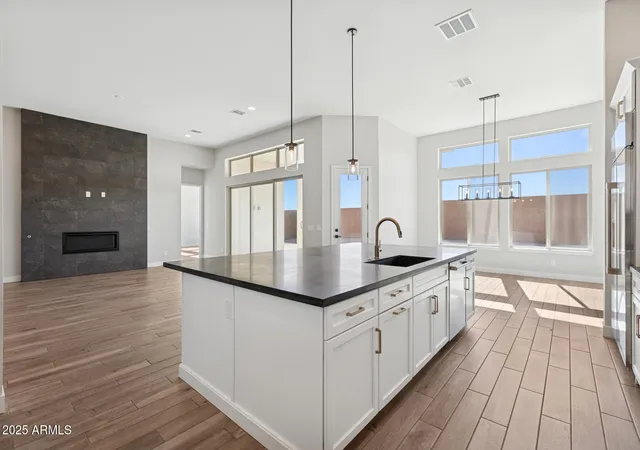 4th image of 20645 W Berridge Ln, Buckeye, AZ 85396 | MLS# 6932027
