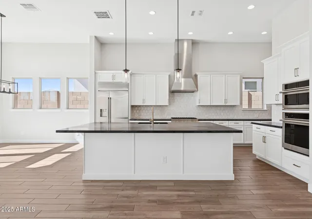 5th image of 20645 W Berridge Ln, Buckeye, AZ 85396 | MLS# 6932027