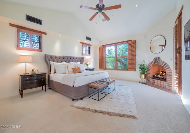 Photo 4 of Townhouse for sale at 10575 E Rising Sun Dr E, Scottsdale, AZ 85262 | MLS# 6932276 | Listing updated on 2026-06-03