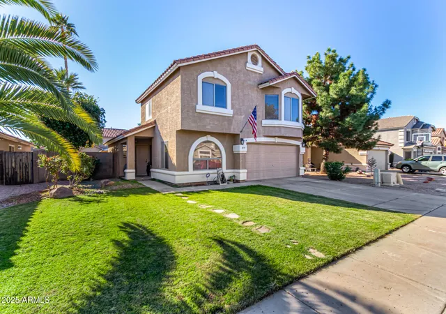 Photo 3 of Single family home for sale at 479 W Douglas Ave, Gilbert, AZ 85233 | MLS# 6948530 | Listing updated on 2026-06-22