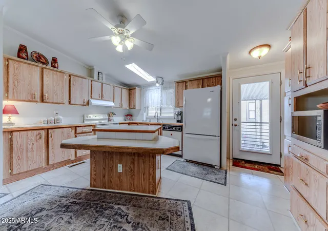 Homes for sale in Surprise, AZ | 17200 W Bell Rd #1549, Surprise, AZ 85374 | MLS# 6932916