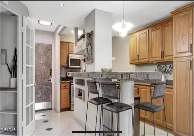 2nd image of 7625 E Camelback Rd #B101, Scottsdale, AZ 85251 | MLS# 6933322