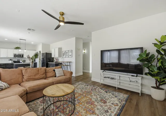 Photo 4 of Single family home for sale at 30158 N Royal Oak Way, San Tan Valley, AZ 85143 | MLS# 6936124 | Listing updated on 2026-06-09