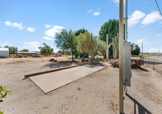 Photo 3 of Land for sale at 70900 Us Hwy 60 Hwy #25, Wenden, AZ 85357 | MLS# 6934567 | Listing updated on 2026-06-17