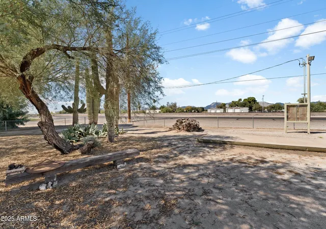4th image of 70900 Us Hwy 60 Hwy #25, Wenden, AZ 85357 | MLS# 6934567