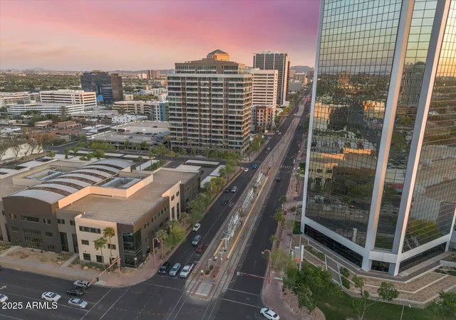 2nd image of 1 E Lexington Ave #1302, Phoenix, AZ 85012 | MLS# 6934879