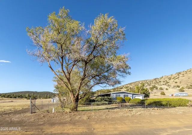 3rd image of 10205 O Neil Ln, Flagstaff, AZ 86004 | MLS# 6935086
