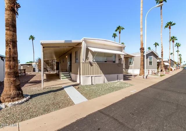 Photo 3 of Manufactured home for sale at 303 S Recker Rd #200, Mesa, AZ 85206 | MLS# 6935523 | Listing updated on 2026-08-21