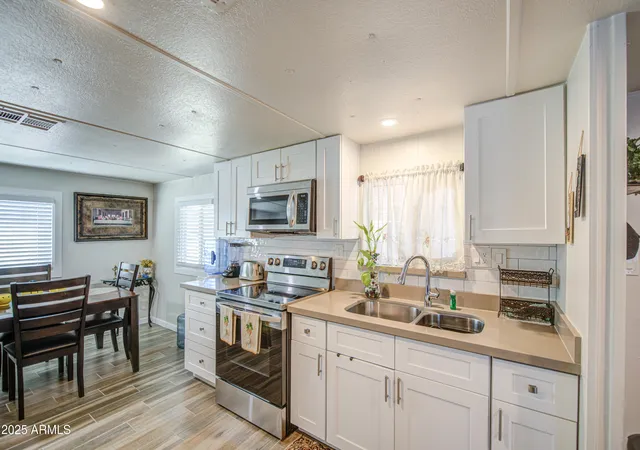 3rd image of 1304 E Bell Rd #43, Phoenix, AZ 85022 | MLS# 6937007