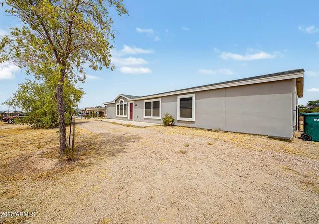 Photo 4 of Manufactured home for sale at 26311 S 204th Street, Queen Creek, AZ 85142 | MLS# 7048034 | Listing updated on 2026-09-09