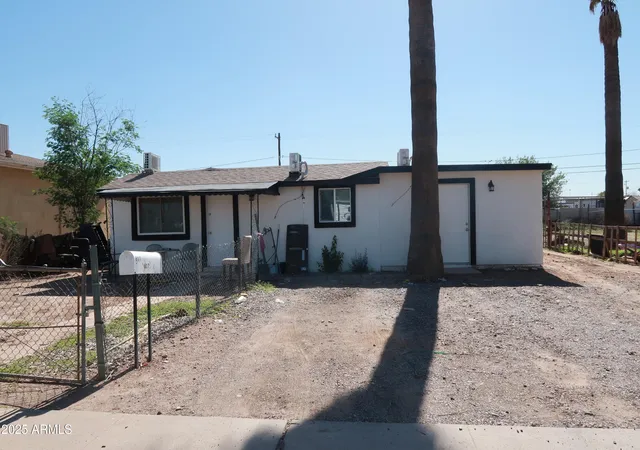 1st image of 807 E Cocopah St, Phoenix, AZ 85034 | MLS# 6938374