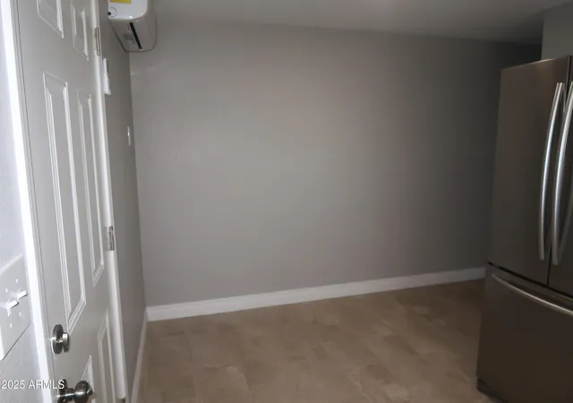 Photo 3 of Townhouse for sale at 807 E Cocopah St, Phoenix, AZ 85034 | MLS# 6938374 | Listing updated on 2026-08-25
