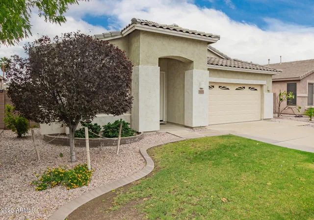 Photo 3 of Single family home for sale at 9225 W Runion Dr, Peoria, AZ 85382 | MLS# 6937832 | Listing updated on 2026-02-10