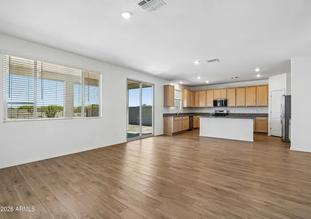 Photo 4 of Single family home for sale at 1768 E Mcentee Ln, San Tan Valley, AZ 85143 | MLS# 6938128 | Listing updated on 2026-10-07