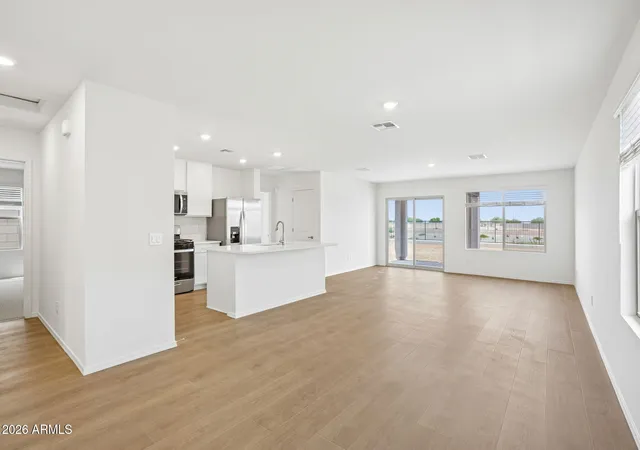 4th image of 1780 E Mcentee Ln, San Tan Valley, AZ 85143 | MLS# 6938131