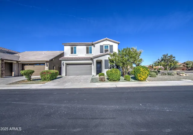 Photo 3 of Single family home for sale at 782 E Betsy Ln, Gilbert, AZ 85296 | MLS# 6961210 | Listing updated on 2026-09-15