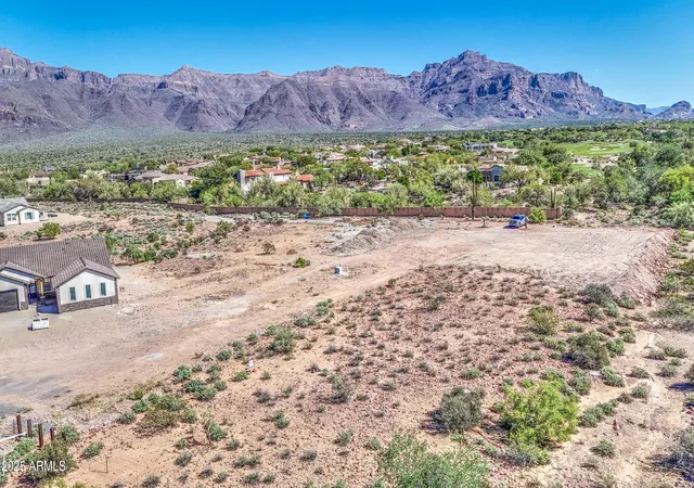 Photo 1 of Land for sale at 00 E Calle Suenos #2, Gold Canyon, AZ 85118 | MLS# 6939294 | Listing updated on 2025-10-28