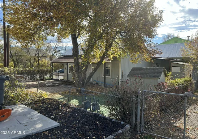 1st image of 903 W Clay Ave, Flagstaff, AZ 86001 | MLS# 6939403
