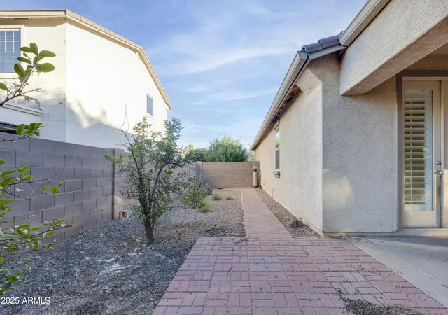 Homes for sale in Surprise, AZ | 17391 W Fetlock Trl, Surprise, AZ 85387 | MLS# 6939793