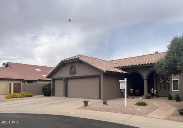 2nd image of 586 W Casa Grande Lakes Blvd N, Casa Grande, AZ 85122 | MLS# 6943475