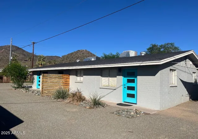 Photo 1 of Townhouse for sale at 1322 W North Ln, Phoenix, AZ 85021 | MLS# 6951102 | Listing updated on 2026-08-25