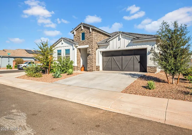 Photo 4 of Single family home for sale at 36941 N Aleutian Dr, San Tan Valley, AZ 85143 | MLS# 6945358 | Listing updated on 2026-10-07