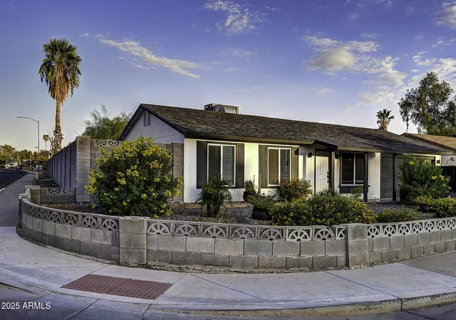Photo 3 of Single family home for sale at 17659 N Paradise Park Dr, Phoenix, AZ 85032 | MLS# 6942705 | Listing updated on 2026-08-11