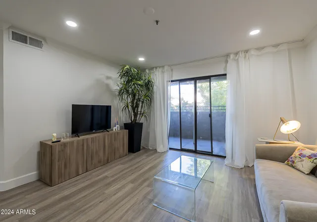 Homes for sale in Phoenix, AZ | 2025 E Campbell Ave #265, Phoenix, AZ 85016 | MLS# 6942528