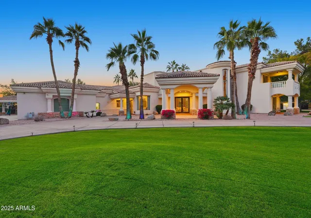 2nd image of 6 E Oakwood Hills Dr, Chandler, AZ 85248 | MLS# 6945202