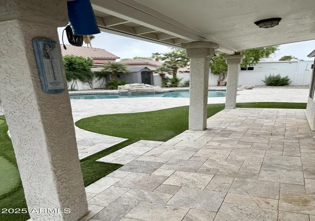 Photo 4 of Sale Pending at 1247 E Sunset Dr, Casa Grande, AZ 85122 | MLS# 6943743 | Listing updated on 2026-09-17