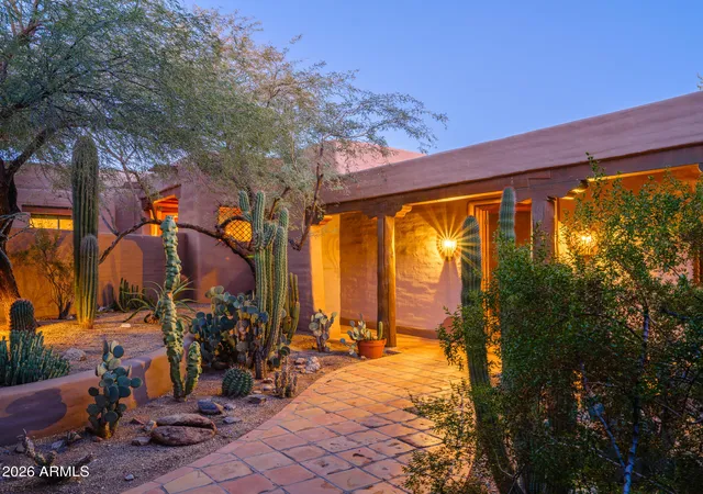 1st image of 5507 N Palo Cristi Rd, Paradise Valley, AZ 85253 | MLS# 6970775