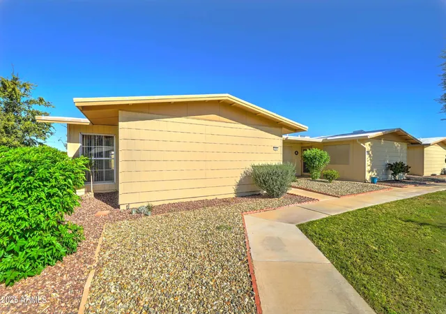 5th image of 17651 N 99Th Dr, Sun City, AZ 85373 | MLS# 6944684