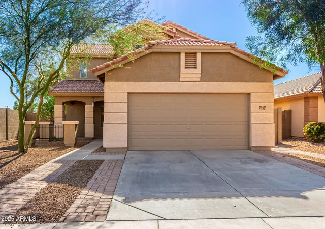 Photo 2 of Single family home for sale at 21673 W Hess Ave, Buckeye, AZ 85326 | MLS# 6945777 | Listing updated on 2026-06-01
