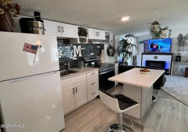 Photo 3 of Manufactured home for sale at 17601 N 22nd Street, Phoenix, AZ 85022 | MLS# 6946490 | Listing updated on 2026-10-14