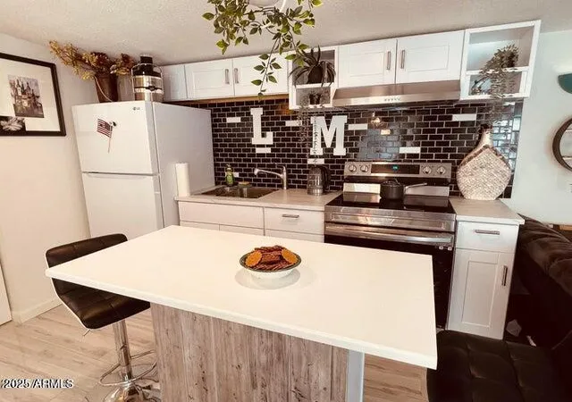 Photo 4 of Manufactured home for sale at 17601 N 22nd Street, Phoenix, AZ 85022 | MLS# 6946490 | Listing updated on 2026-10-14