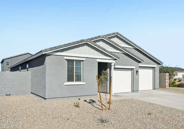 Photo 3 of Sale Pending at 47164 W Mellen Ln, Maricopa, AZ 85139 | MLS# 6945466 | Listing updated on 2026-01-15