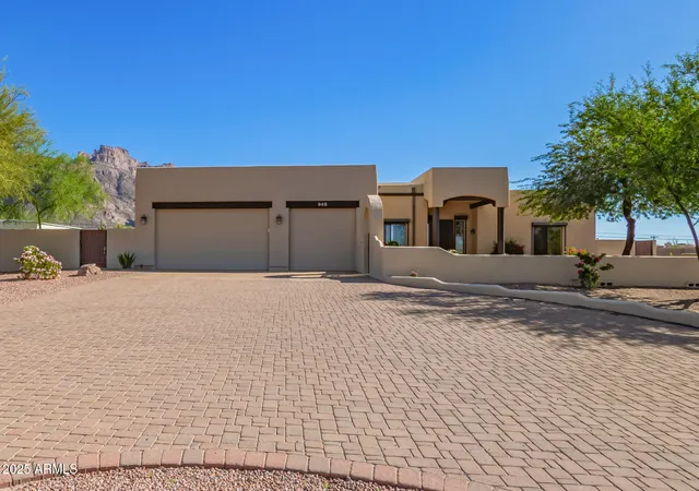 1st image of 945 N Mountain View Rd, Apache Junction, AZ 85119 | MLS# 6946051