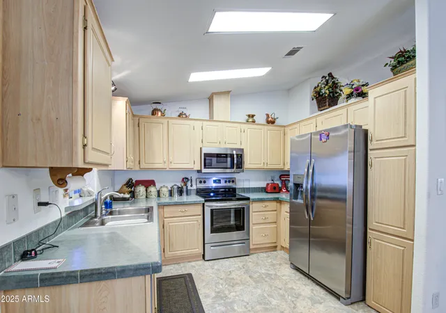 Photo 3 of Manufactured home for sale at 8500 E Southern Ave #463, Mesa, AZ 85209 | MLS# 6946361 | Listing updated on 2026-06-22