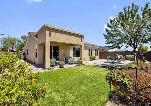 Photo 4 of Sale Pending at 16528 N 181st Drive, Surprise, AZ 85388 | MLS# 6946783 | Listing updated on 2026-09-21